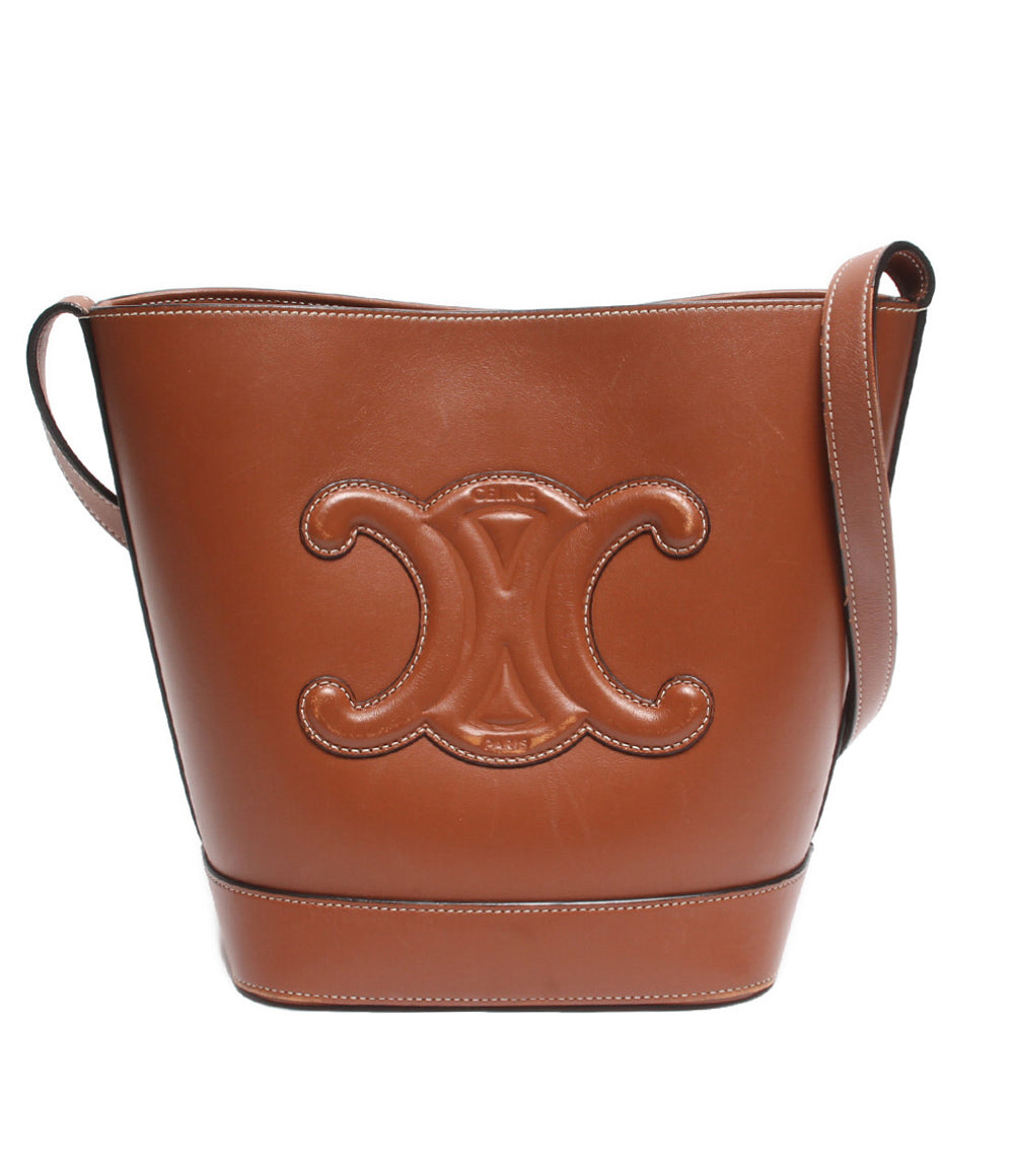 CELINE キュイル トリオンフ スモール バケット カーフ タン